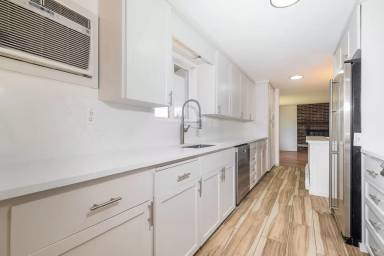 Main picture of 15433 22nd Ave SW