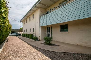 Main picture of 100 W Maryland Ave