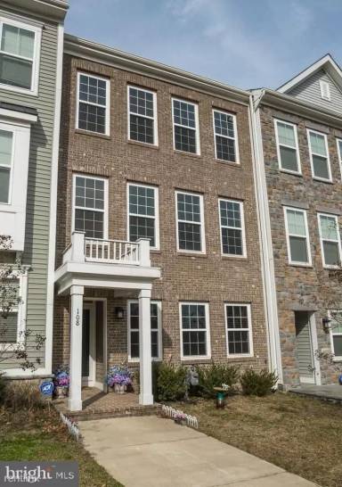 Main picture of 113 Blackgum Ct