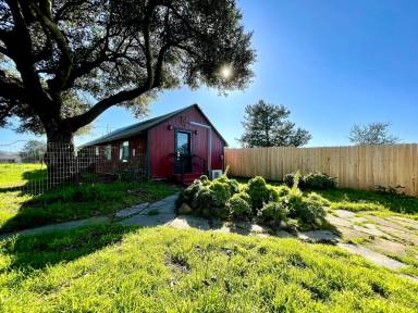 Main picture of 1411 Skillman Ln