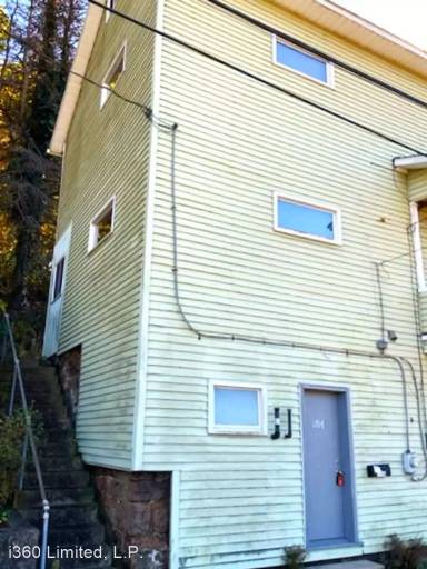 Main picture of 1192 Main St