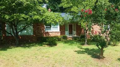 Main picture of 902 Osage Ave