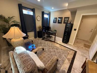 Main picture of 239 E Fountain Blvd