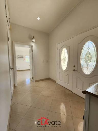 Main picture of 5801 Aldea Ave