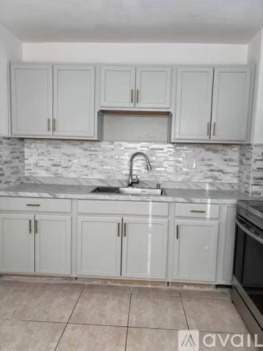 Main picture of 3519 W Rogers Ave
