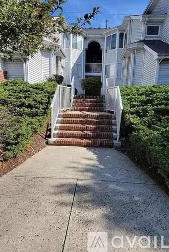 Main picture of 702 Jesse Way