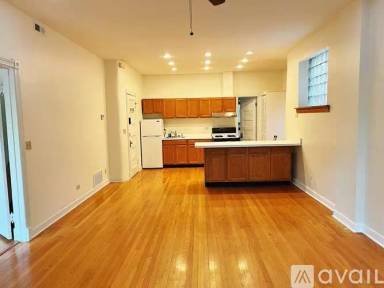 Main picture of 3115 S Lowe Ave