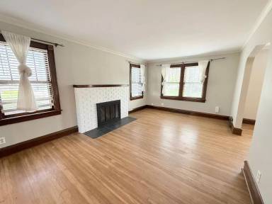 Main picture of 523 S Florence Ave