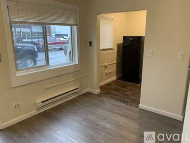 Main picture of 9632 Aurora Ave N