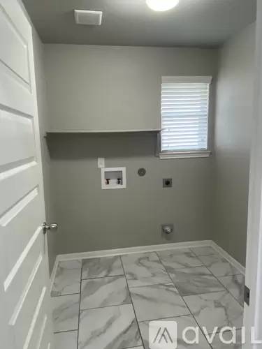 Main picture of 901 Kacie Dr