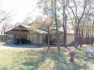Main picture of 2902 Forest Bnd