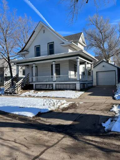 Main picture of 306 N 30th St