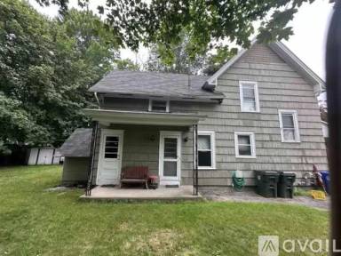 Main picture of 67 Riddle St