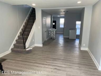 Main picture of 19 E Hortter St