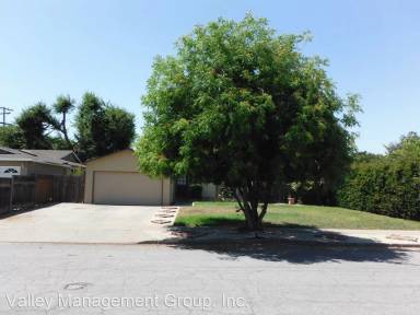 Main picture of 5483 Mary Jo Way