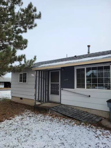 Main picture of 10201 S Valley Ave