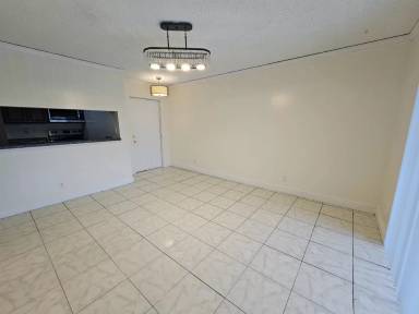 Main picture of 5686 Rock Island Rd