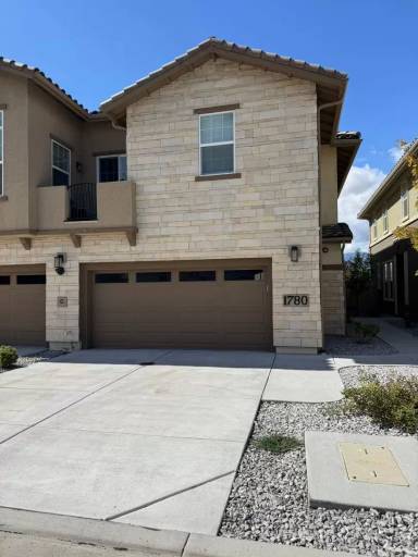 Main picture of 1780 Dark Horse Rd