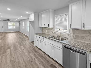 Main picture of 3201 Ryan Ave