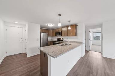 Main picture of 1335 Millersport Hwy