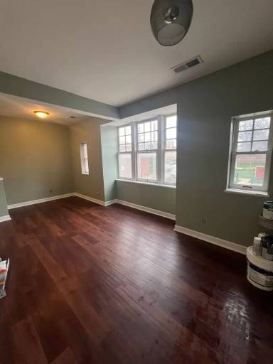 Main picture of 1515 S 39th St