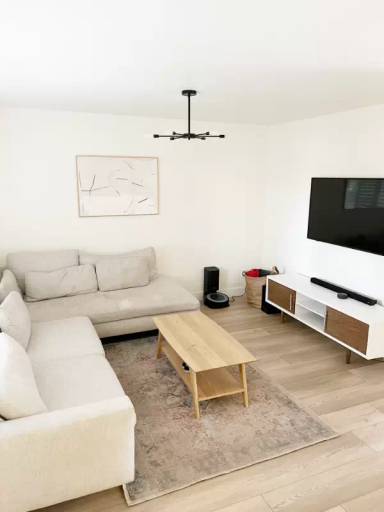 Main picture of 3610 Seacrest Way