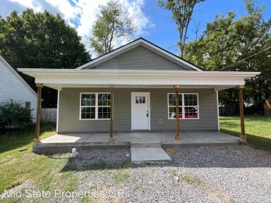 Main picture of 520 Randolph Cir