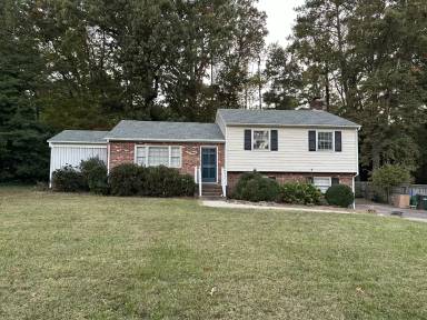 Main picture of 7553 Comanche Dr
