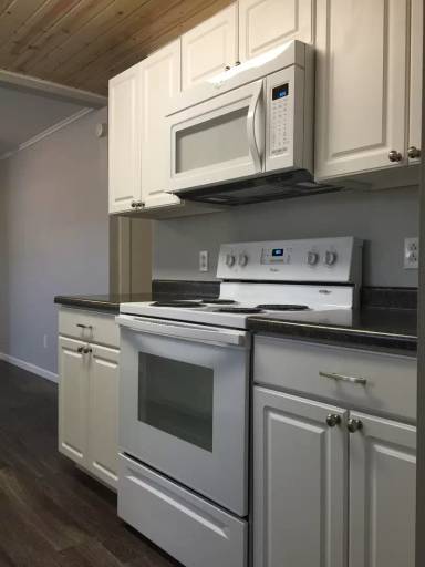 Main picture of 837 W Franklin St