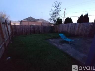 Main picture of 1620 Gem Pl NE