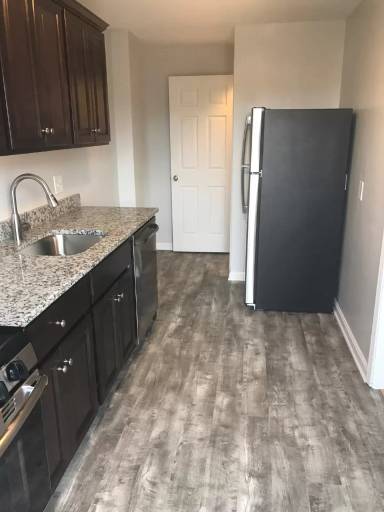 Main picture of 1206 Dalton Rd