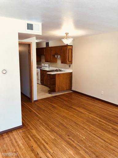 Main picture of 1205 Broadway N