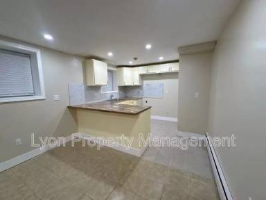 Main picture of 51 Adelaide Ave