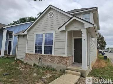 Main picture of 7718 Crown Ledge