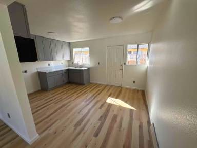 Main picture of 404 N M St
