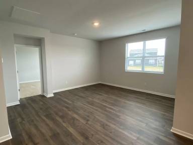 Main picture of 5058 Hunters Village Dr