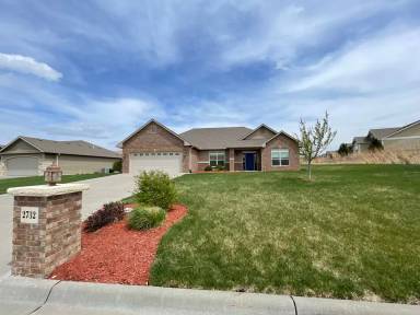 Main picture of 2732 Tobacco Rd