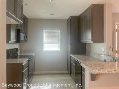 Main picture of 241 N Bella Monte Ave