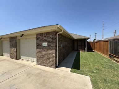 Main picture of 4804 66th St
