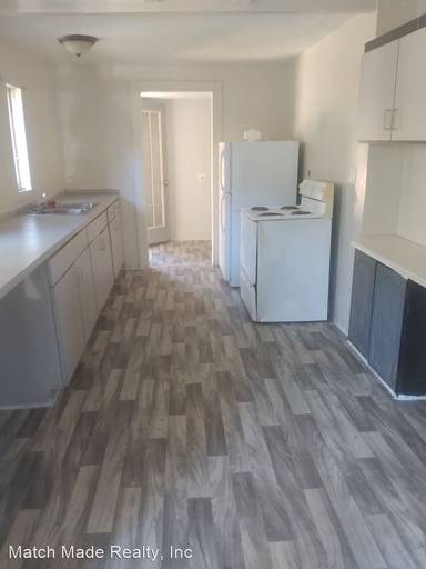 Main picture of 2351 3rd Ave