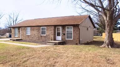 Main picture of 520 N Oak St