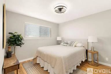 Main picture of 186 E Shasta Ave