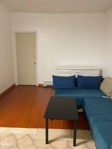 Main picture of 1552 W 10th St