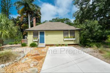 Main picture of 2475 Alameda Ave