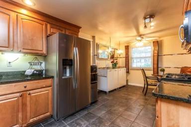 Main picture of 402 S Main St