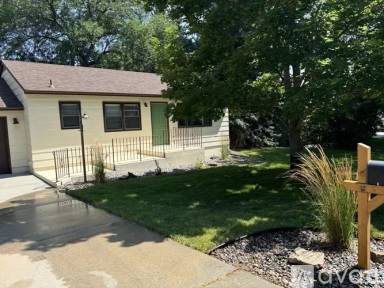 Main picture of 2715 Sunnyview Ln