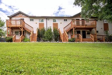 Main picture of 551 Lindsay St NW