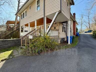 Main picture of 330 Hillside St