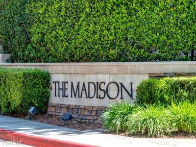 Main picture of 24507 Town Center Dr