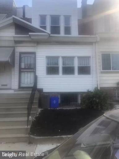 Main picture of 1255 S 54th St